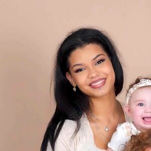 Meet your Posher, Miracle